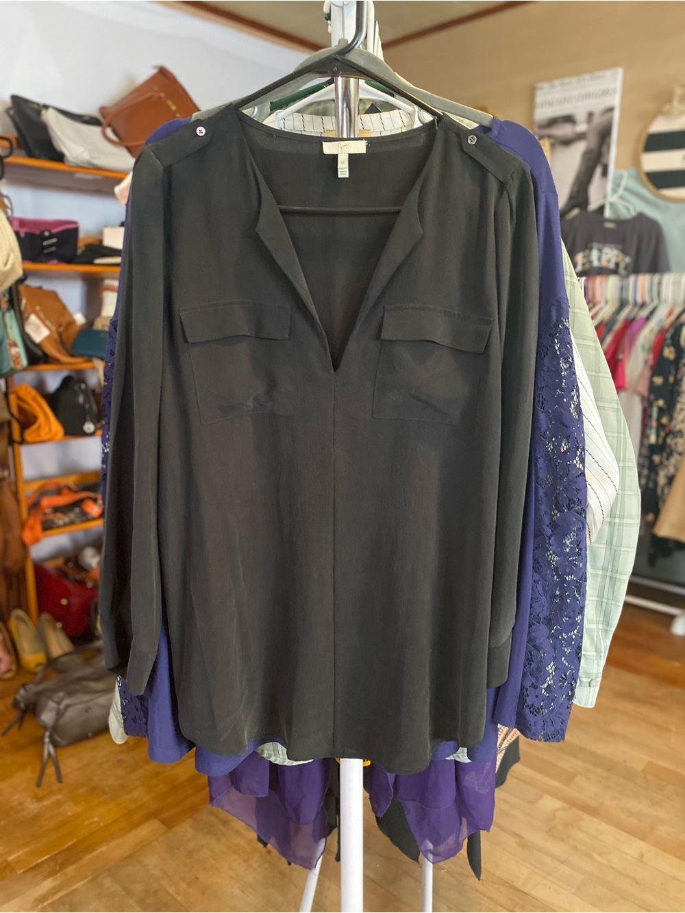Joie Black V-Neck Long Sleeve Tunic Top